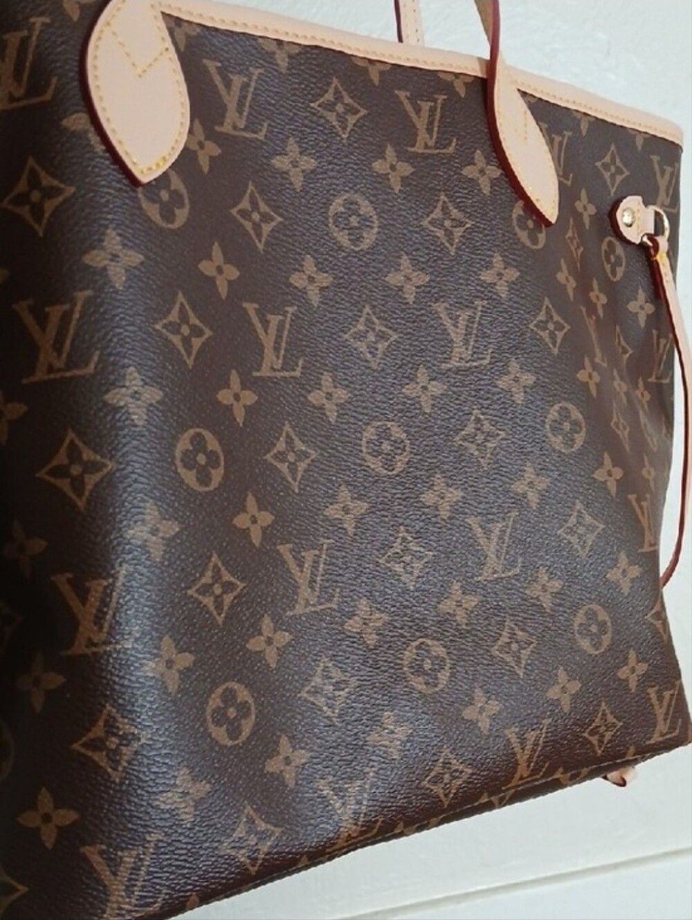 Louis Vuitton Monogram Canvas Tote in Brown with Vachetta Trim